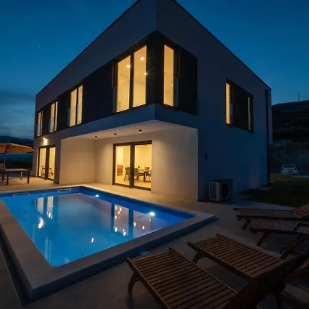 Good Vibes Trogir